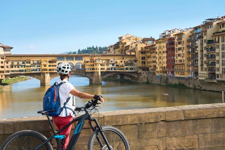 Recorriendo Florencia en bicicleta